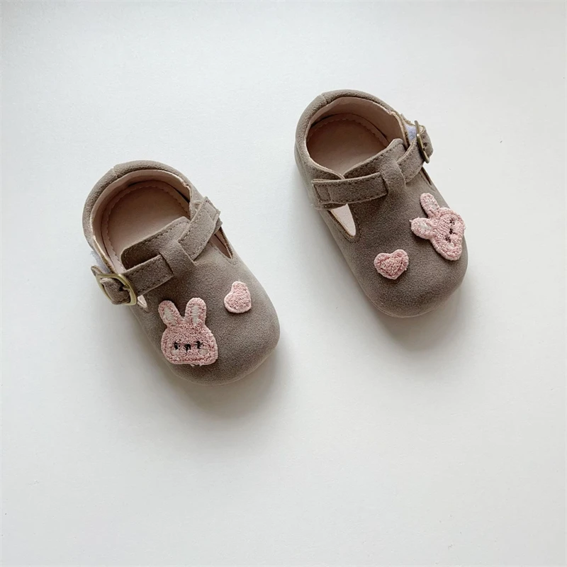 Zapatitos de niña con suela blanda – Diseño conejo para primeros pasos - imagen 2