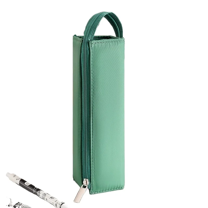 Estuche cuadrado abierto con asa