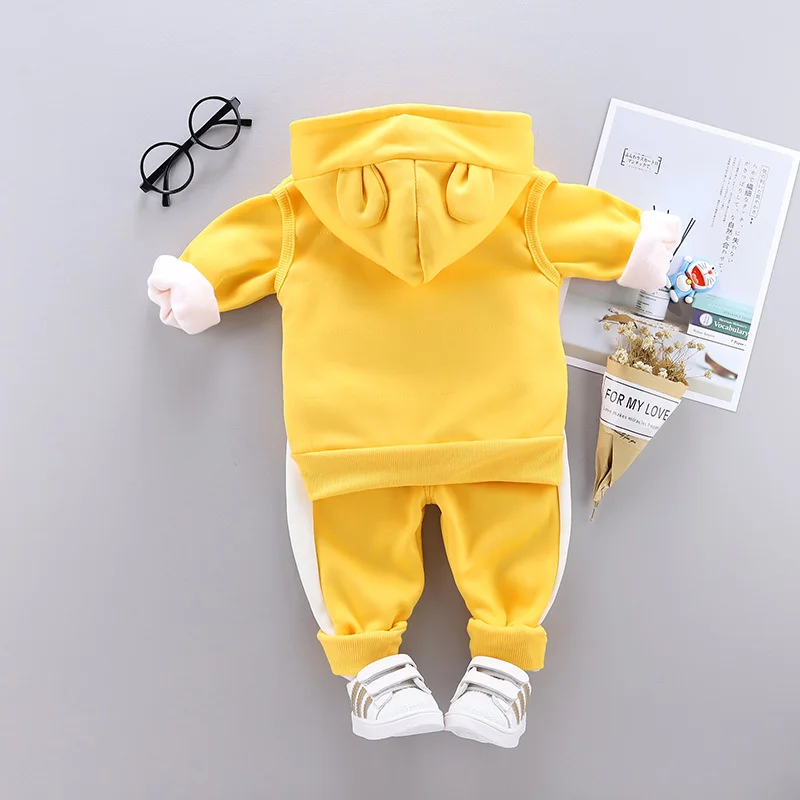 Conjunto invierno bebé: suéter con capucha y pants de algodón - imagen 4