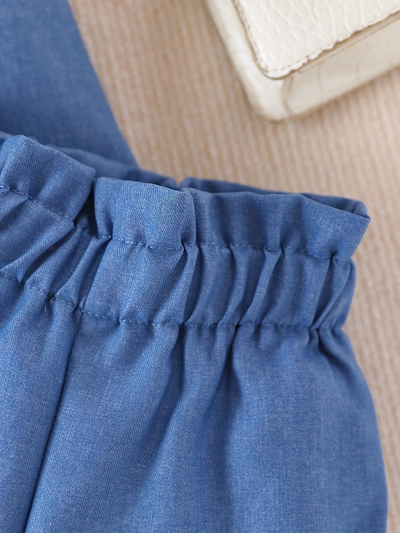 Conjunto verano niña: cárdigan vaquero manga globo y pantalón corto