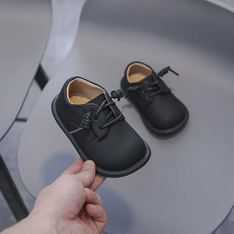 Zapatos de piel inglesa para bebé – Cómodos y antideslizantes - imagen 3