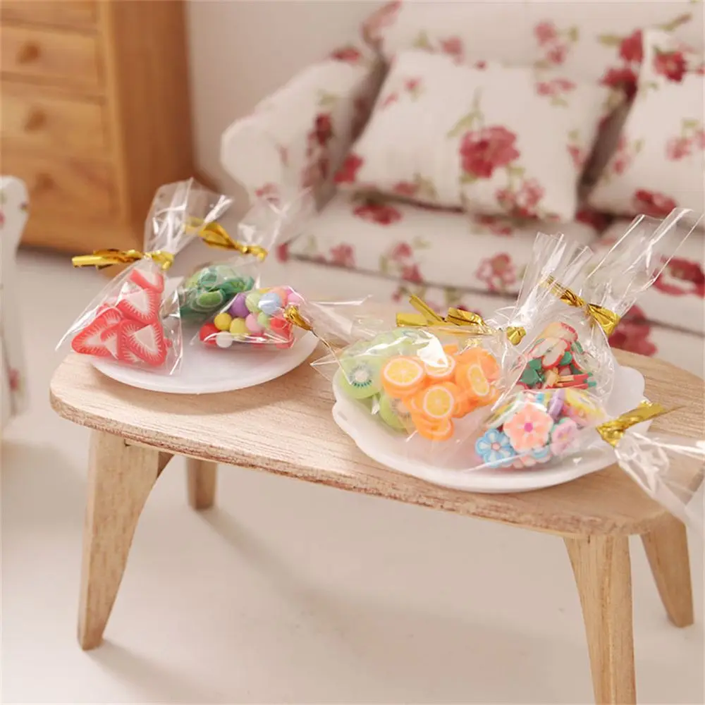 Aperitivos mini en escena: perfecto para mesas, estanterías y vitrinas