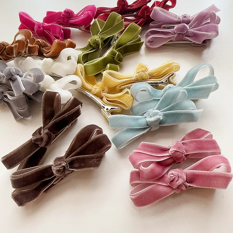 Set de pasadores navideños de terciopelo color caramelo
