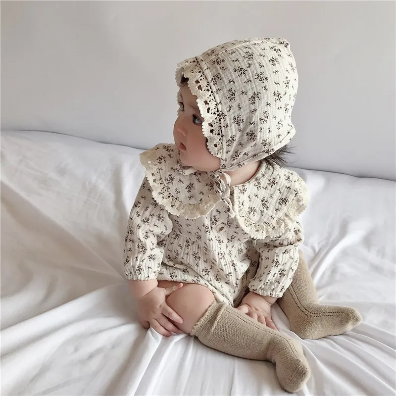 Mono verano niña cuello Peter Pan con sombrero – Estampado floral - imagen 4