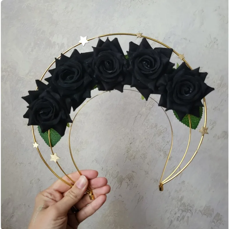 Diadema corona halo floral con rosa roja y estrellas para niña - imagen 3