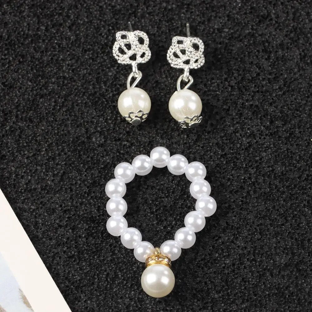 Juego de bisutería para muñecas: collar, pulsera y pendientes - imagen 4