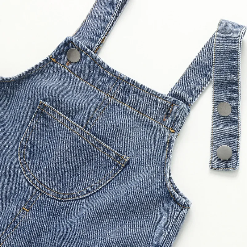 Mono mezclilla azul corto para niños – Diseño verano enrollado - imagen 3