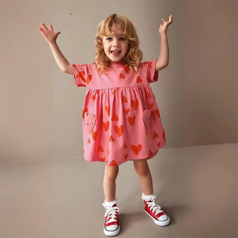 Vestido de verano manga corta para niña tipo princesa con corazones - imagen 3