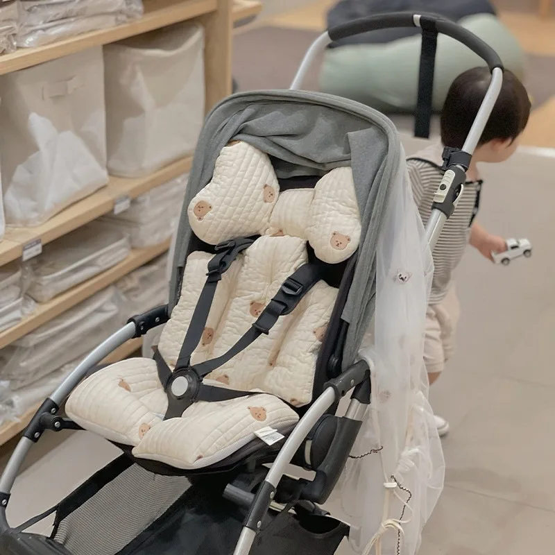 Cojín acolchado para cochecito de invierno INS con soporte lumbar - imagen 4