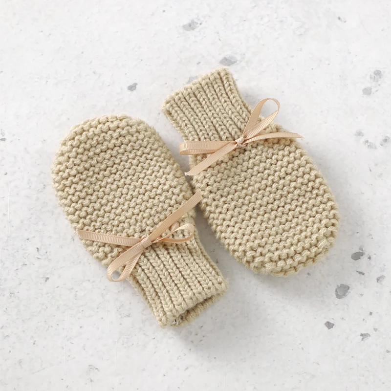 Zapatitos de bebé para primeros pasos – Tejiditos con lazo de mariposa - imagen 2
