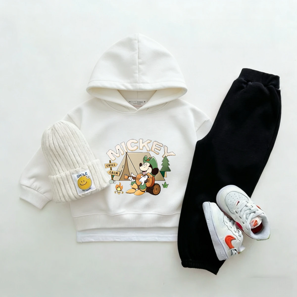 Sudadera con estampado y capucha