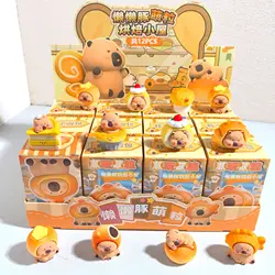 Mini figuras de capibara en caja sorpresa de repostería para niños