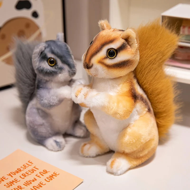 Peluche ardilla realista suave para niñas, cola grande - imagen 5
