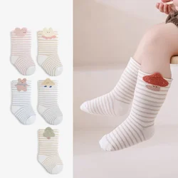 Calcetines bebé altos de rayas con dibujos, cálidos y suaves
