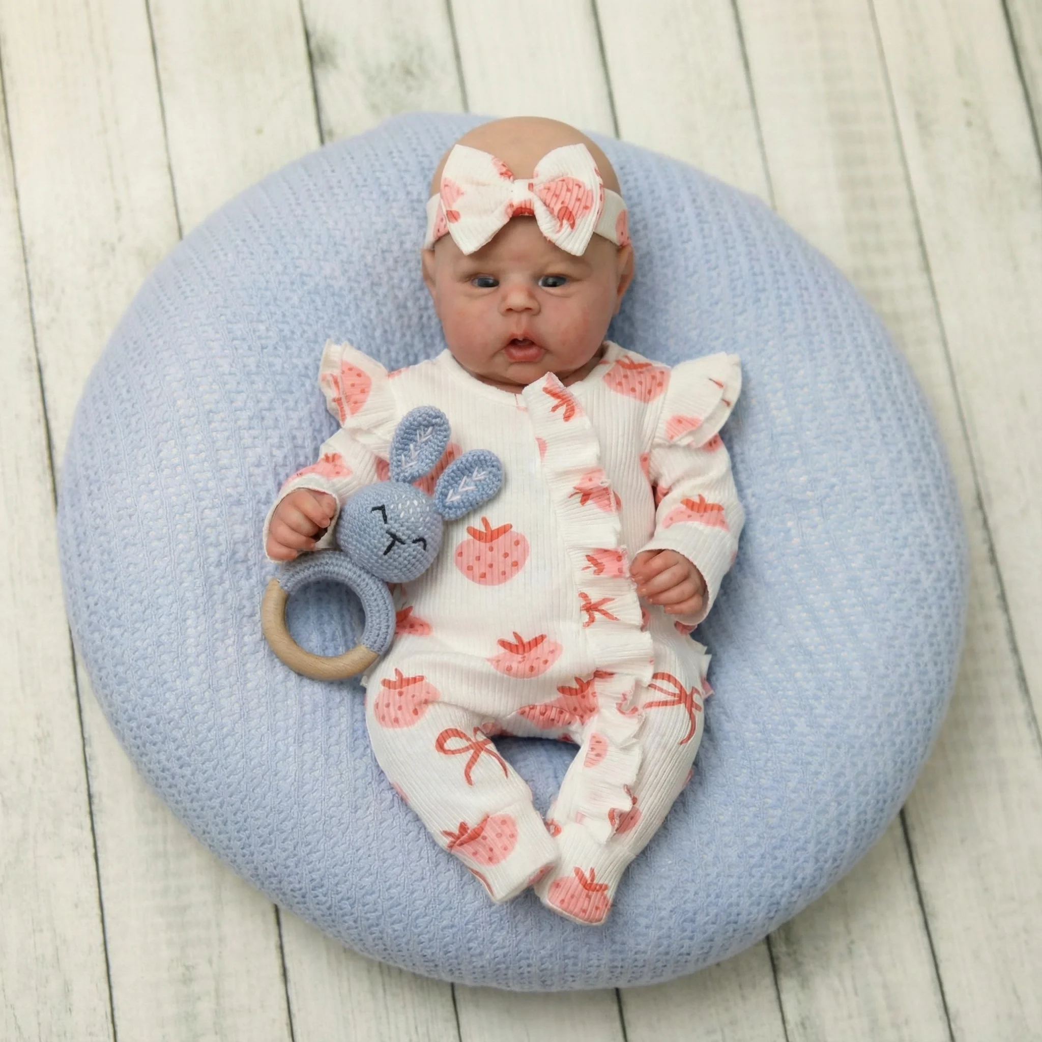 Muñeca reborn NPK 22 pulgadas vista frontal