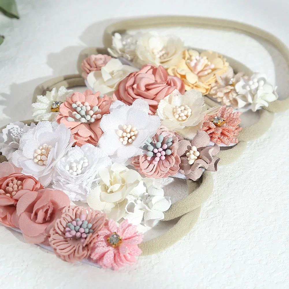 Diadema floral para bebé con piedras – Estilo princesa