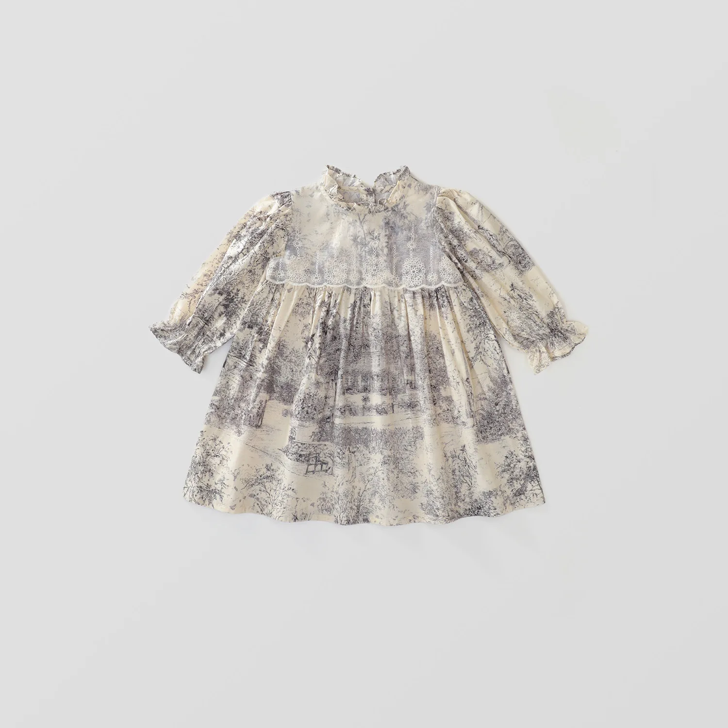 Encaje y caída del vestido