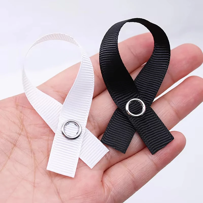 Gancho multifuncional para colgar toallas y accesorios