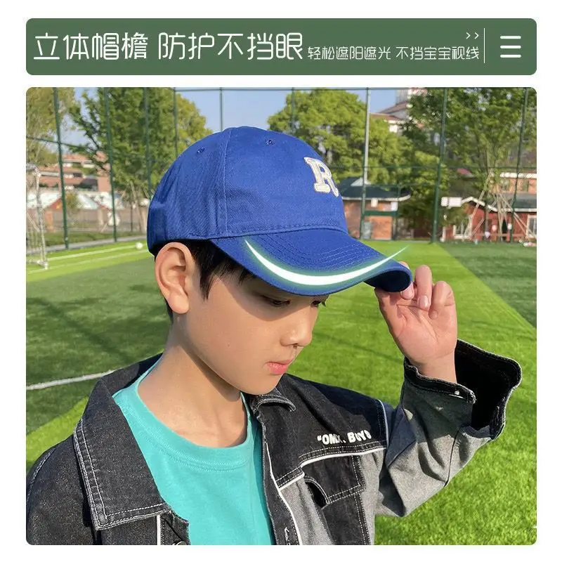 Gorra infantil vista frontal en color verde