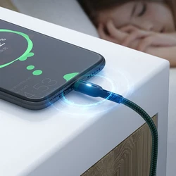 Cable de carga USB-C trenzado con LED y apagado automático