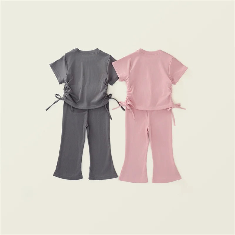 Conjunto de verano para niña con camiseta lisa y pantalón acampanado - imagen 2