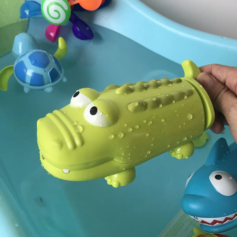 Pistola de agua temática tiburón para niños