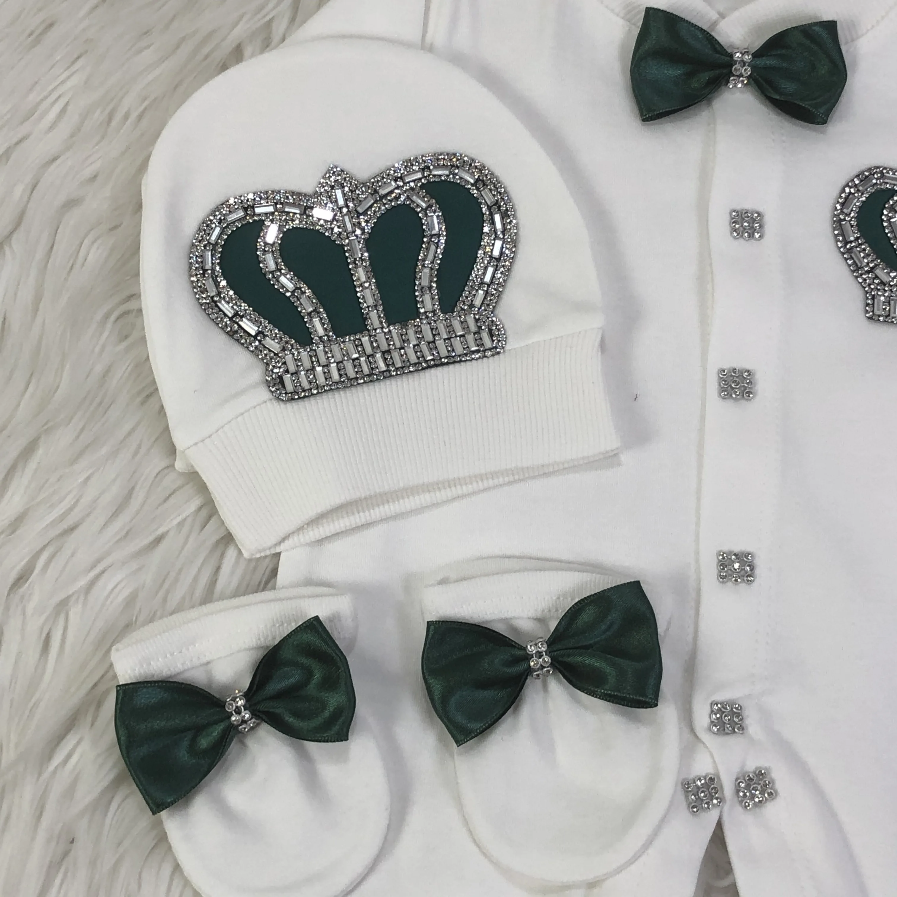 Dollbling Conjunto bebé de lujo con cristales dorados y esmeralda - imagen 5