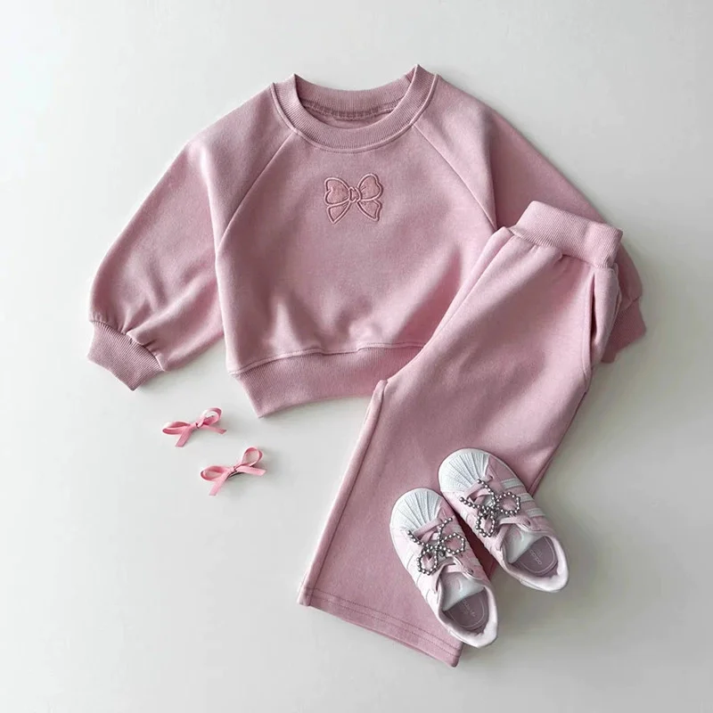 Conjunto sudadera bebé para niña con lazo y estilo dulce