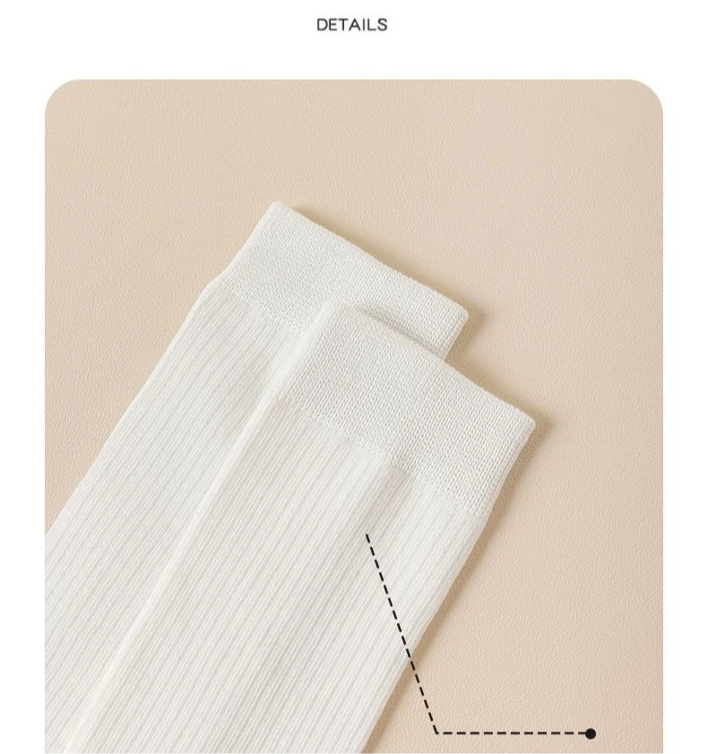 Detalle del estilo alto por encima de la rodilla