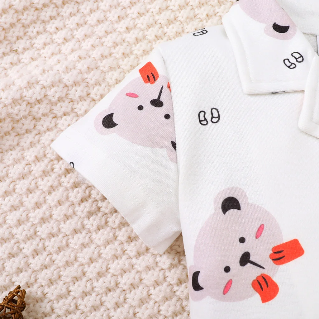 Detalle del estampado de osos