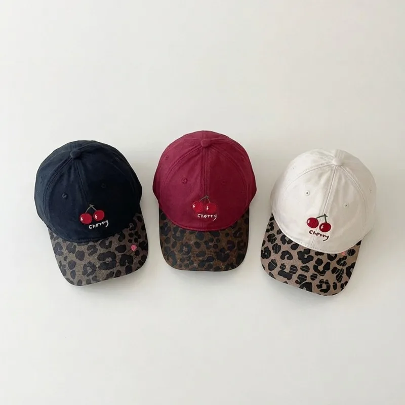 Gorra de béisbol infantil con estampado de leopardo y cerezas - imagen 5