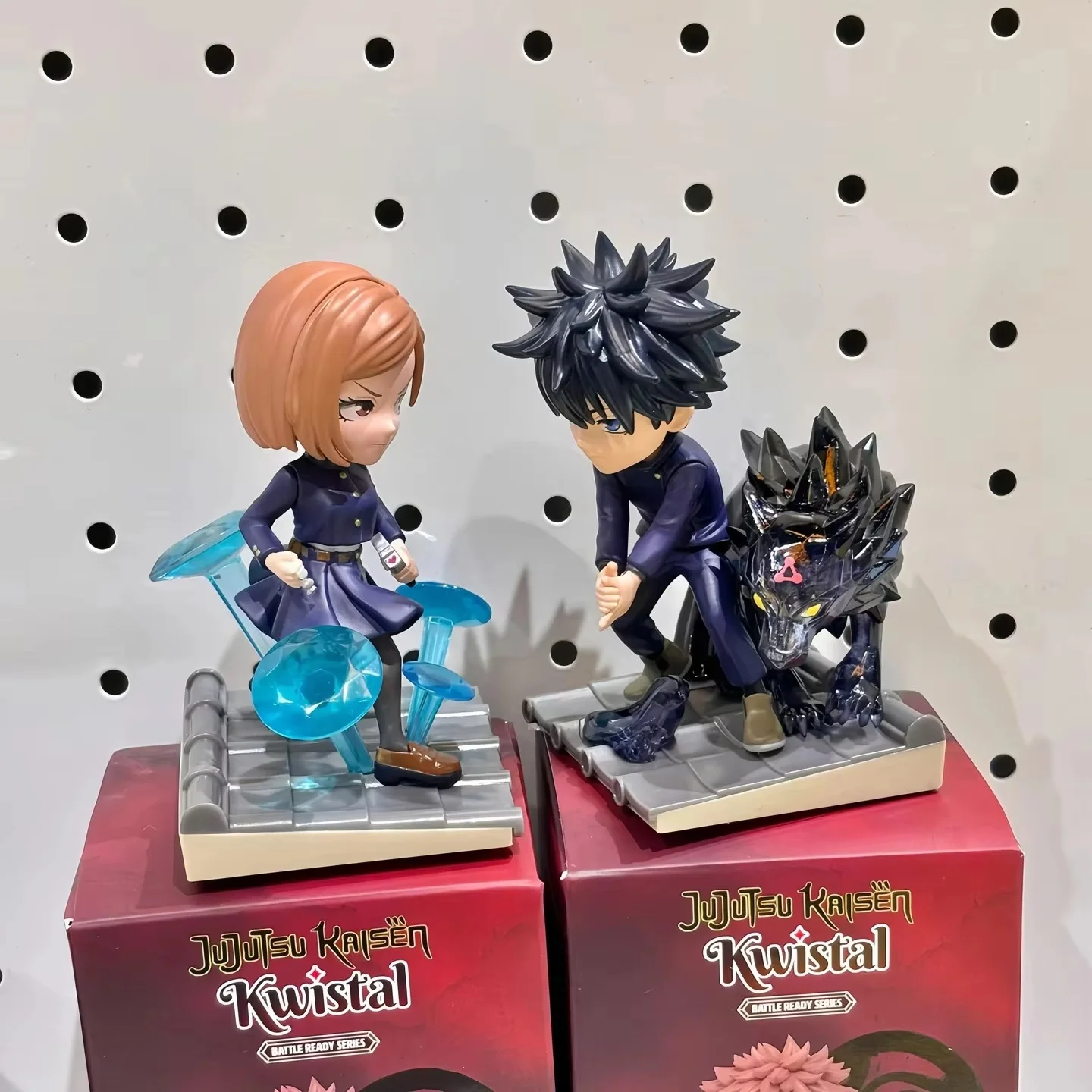 Figura de anime Jujutsu Kaisen en caja sorpresa misteriosa - imagen 3