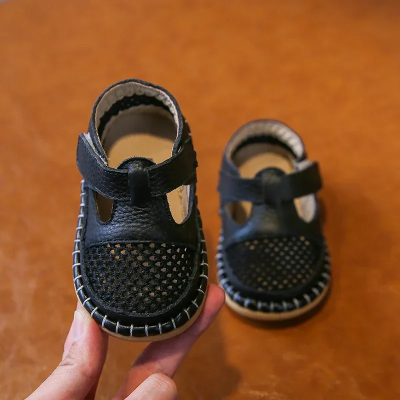 Sandalias infantiles de piel auténtica con suela suave para verano - imagen 4