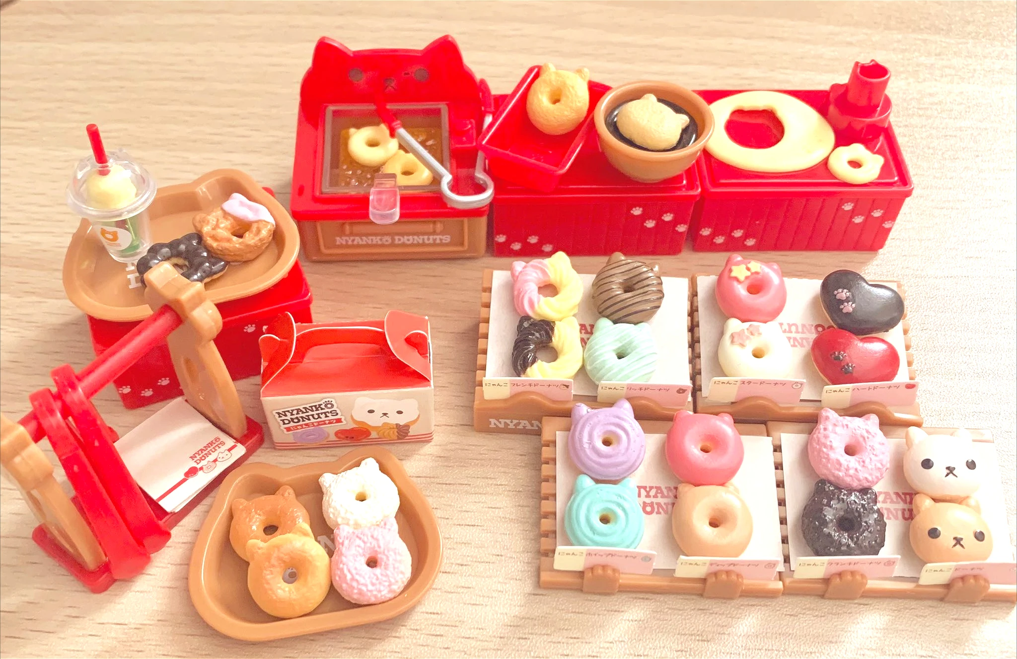 Tarlin figuras de gatos gashapon en cápsula de panadería - imagen 4
