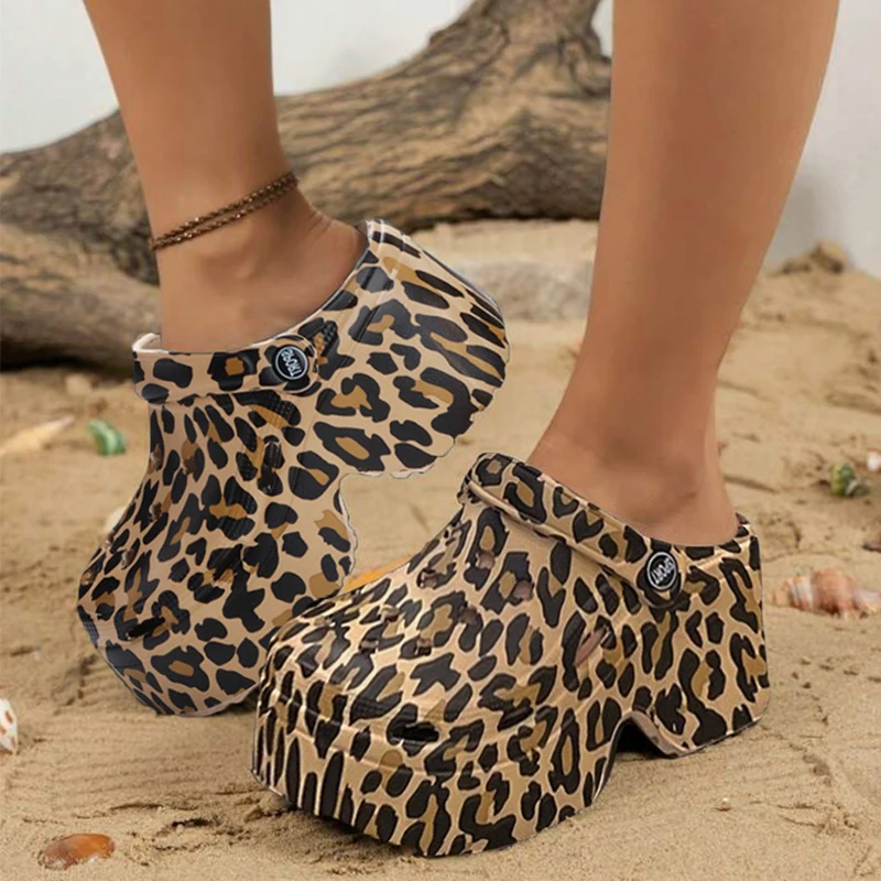 Sandalias cerradas de verano para niñas – Estampado leopardo