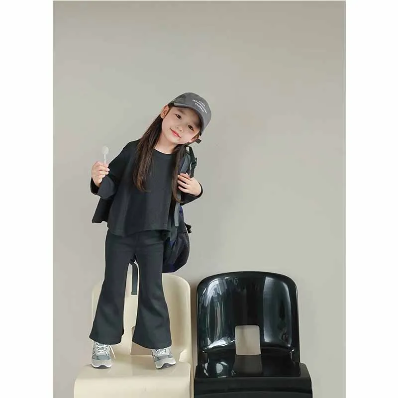Conjunto infantil vista frontal