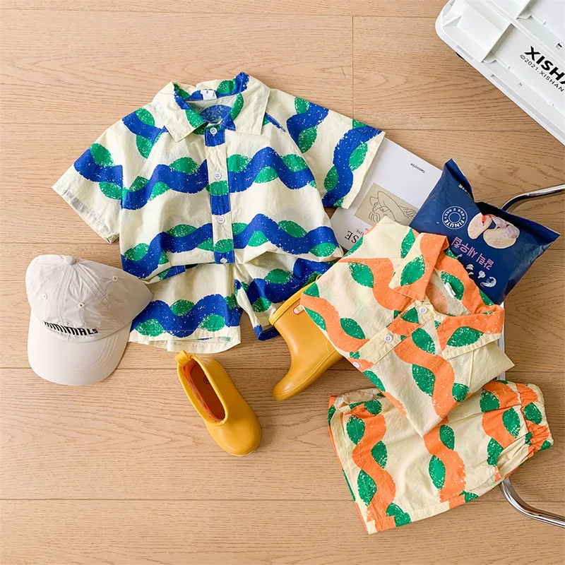 Conjunto playero de verano para niño – Camiseta y shorts - imagen 3