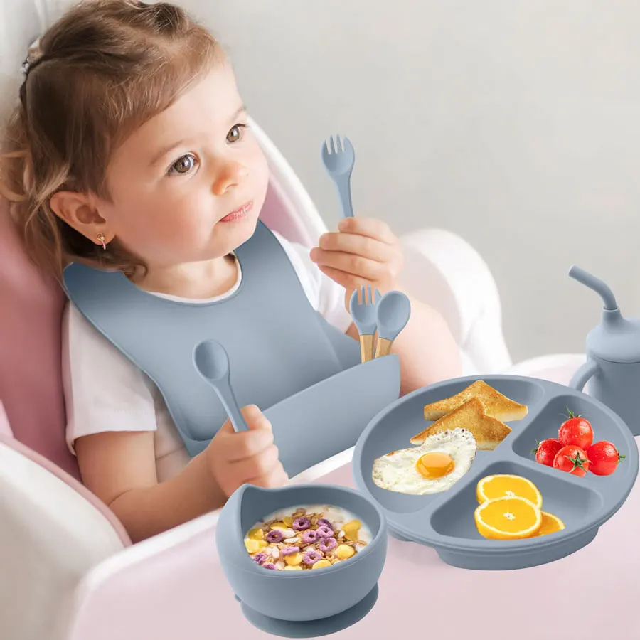 Taza Sippy y utensilios de apoyo