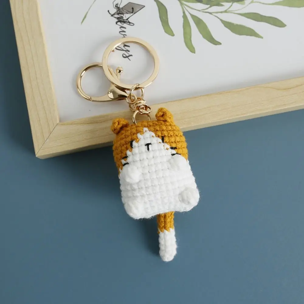Llavero de gato crochet vista lateral