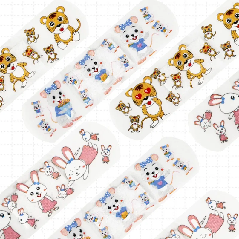 Variedad de diseños disponibles en el set de vendajes infantiles