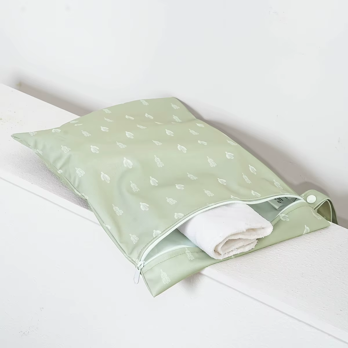 HappyFlute Pañal de Tela Impermeable con Bolsillos Seco y Húmedo para Bebés - imagen 4