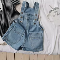 Pantalones cortos con tirantes vaqueros para niños y niñas