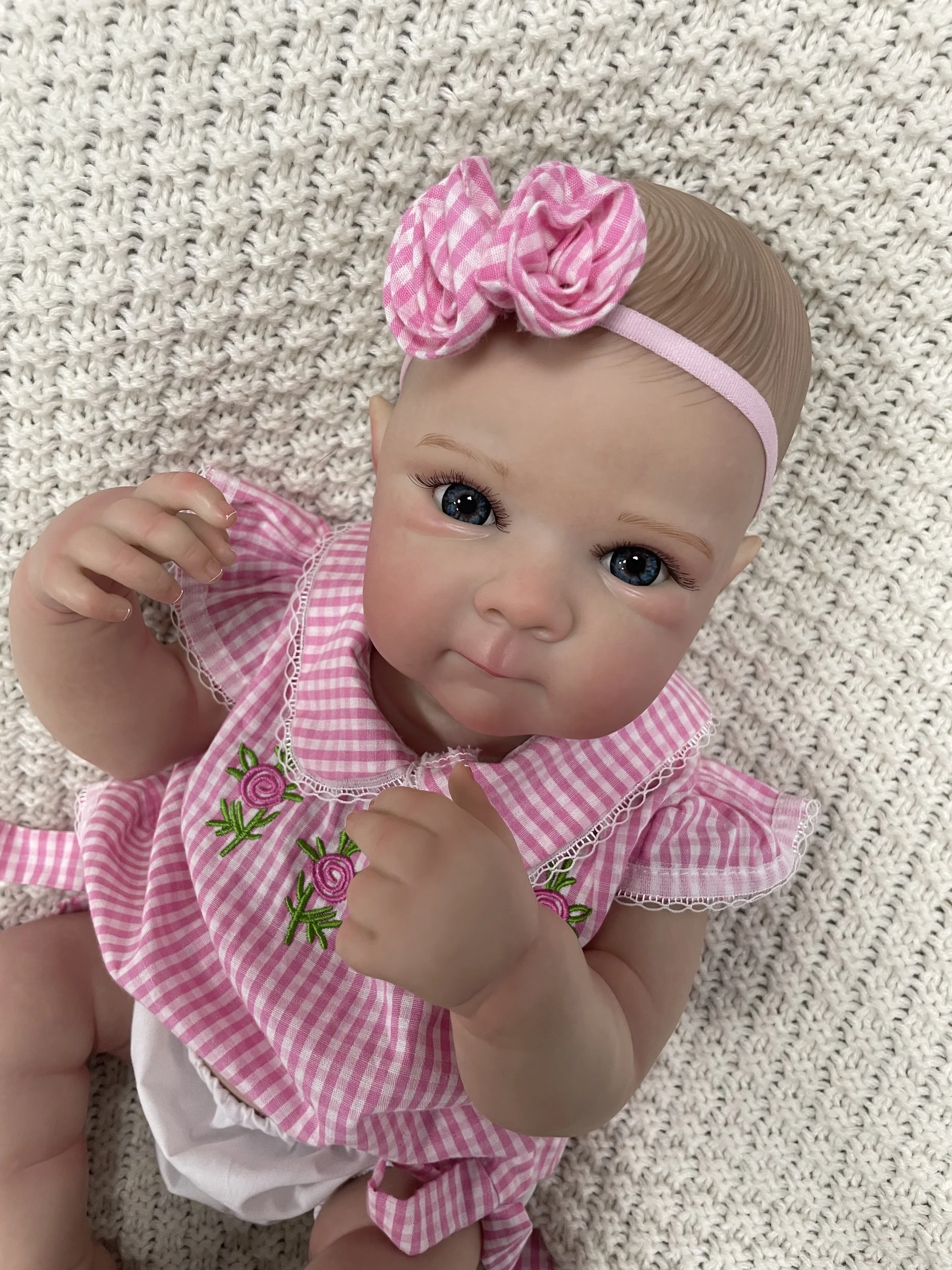 Bettie – Muñeca reborn realista de silicona 18 pulgadas - imagen 5