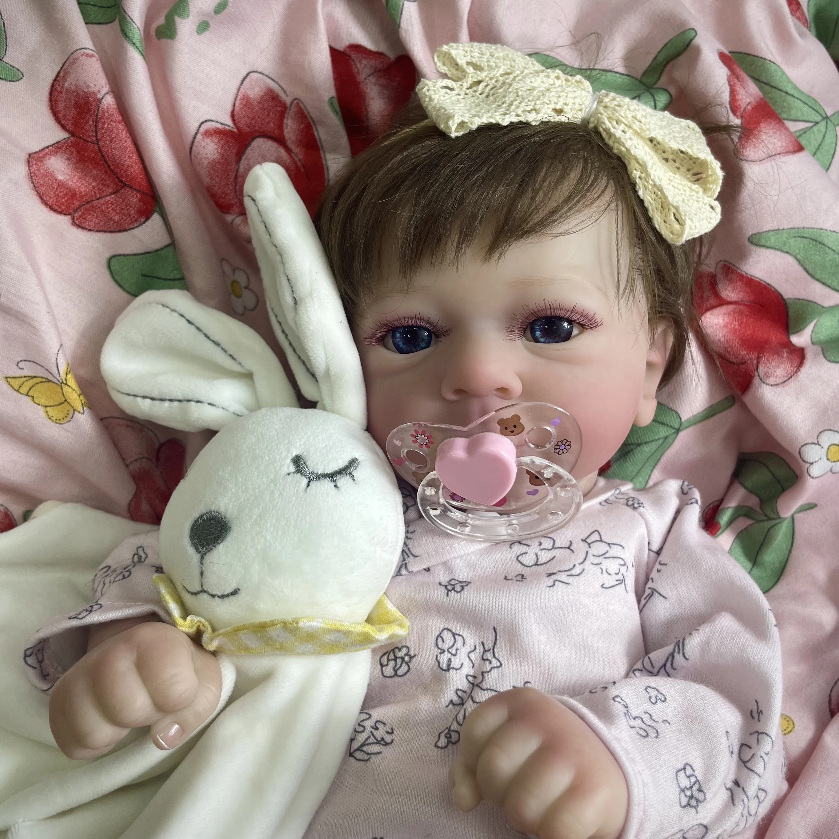 Muñeca Reborn Felicia realista de vinilo y tela – regalo - imagen 4