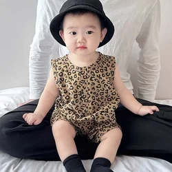 Mameluco de verano para recién nacido con estampado leopardo