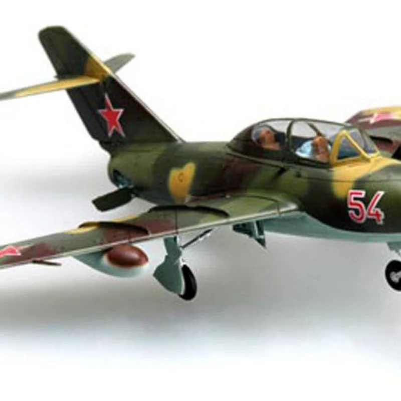 TRUMPETER MIG-15UTI avión de juguete plástico para montar - imagen 4