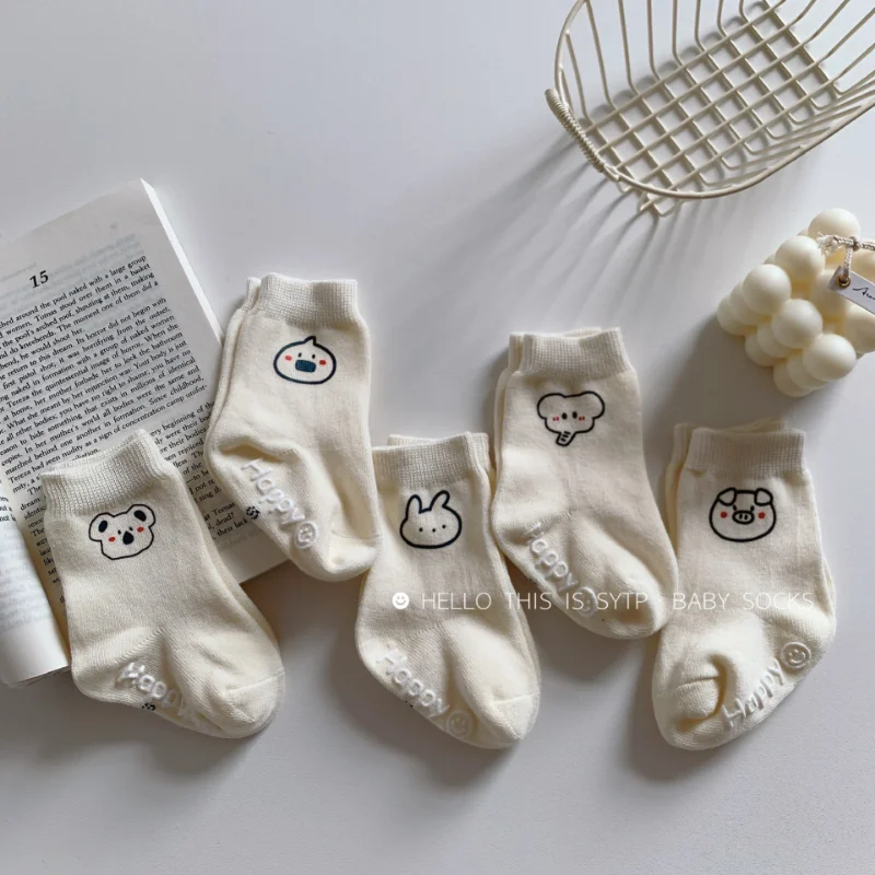 Calcetines cortos blancos de algodón suave estilo coreano para bebé - imagen 2