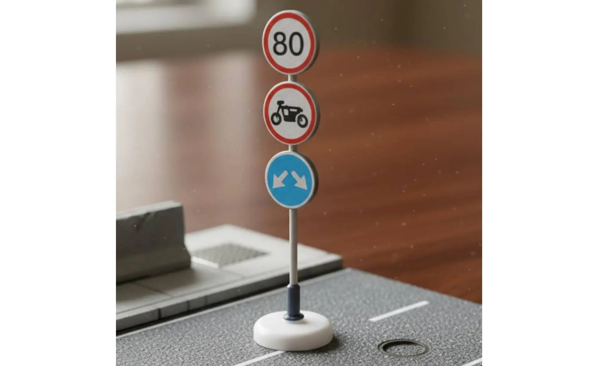 Señales de construcción en miniatura para escenas realistas