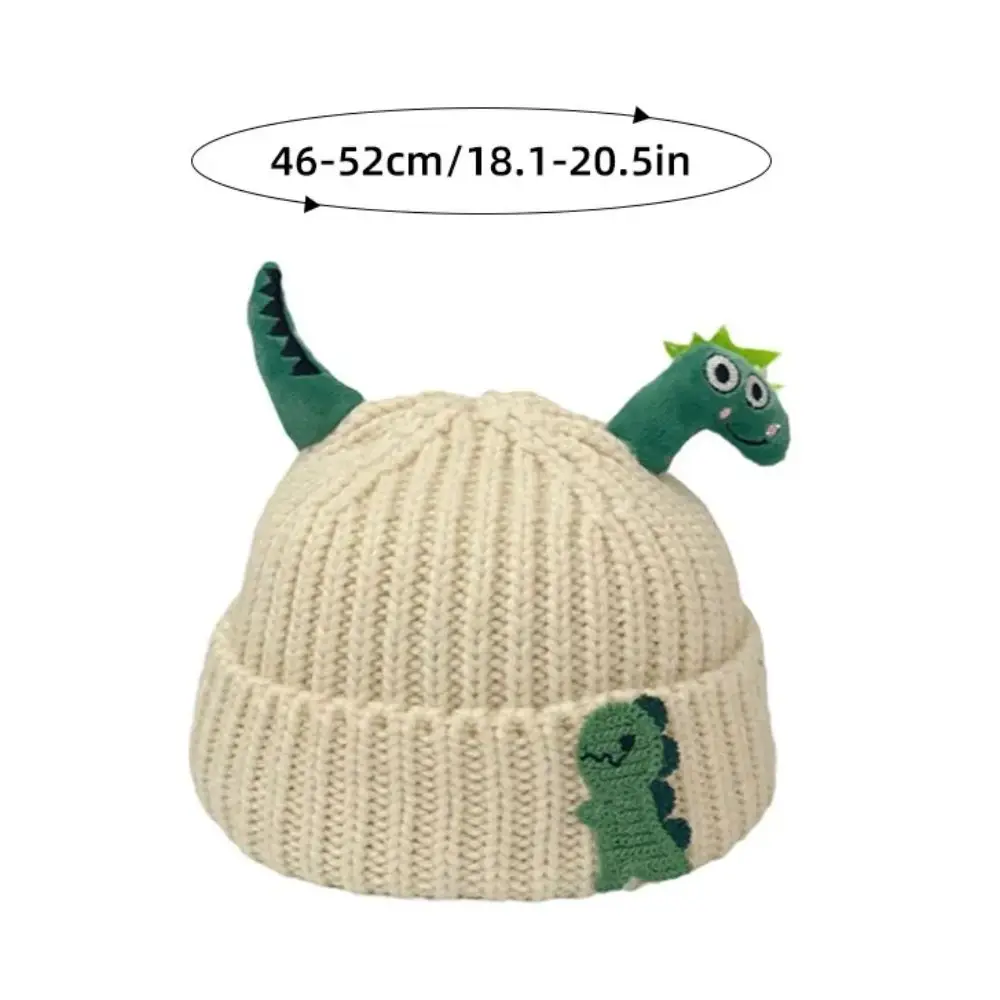 Gorro de punto con diseño de dinosaurio