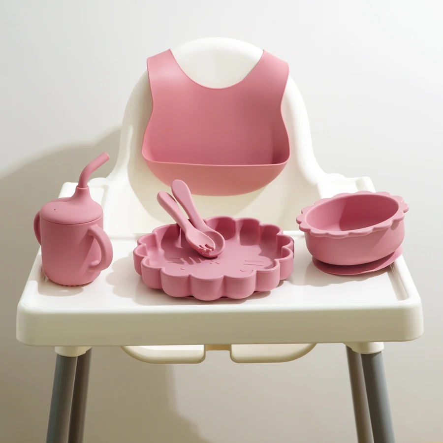 Juego de alimentación infantil con babero de león y platos con ventosa - imagen 2